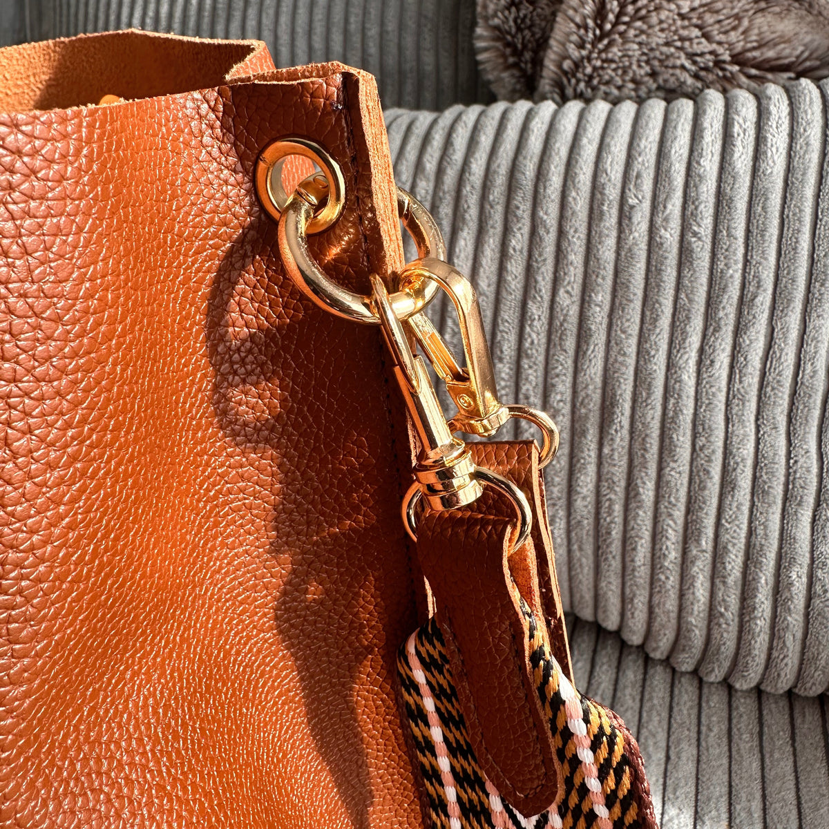Montelise | Crossbody Bucket Bag