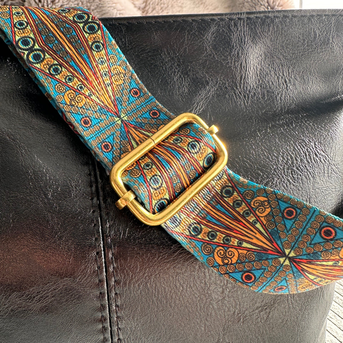 Boyah | Crossbody Bag