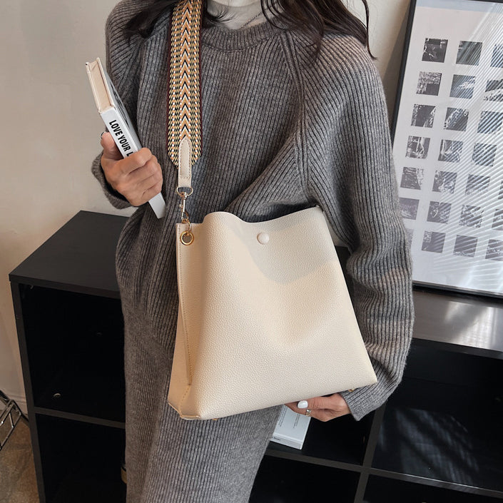 Montelise | Crossbody Bucket Bag