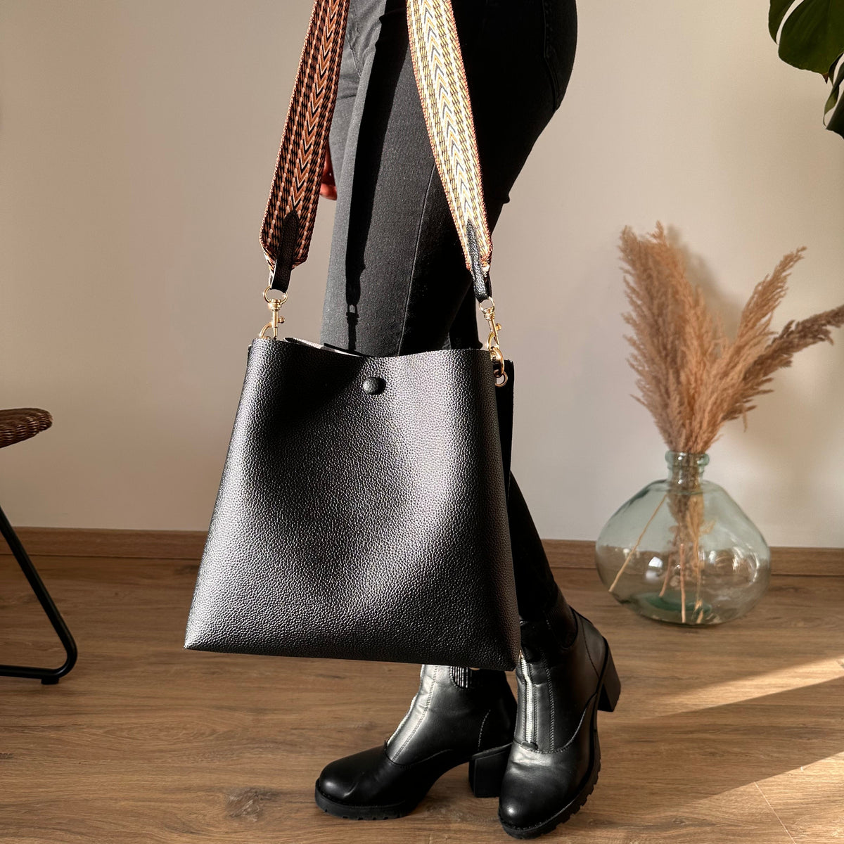 Montelise | Crossbody Bucket Bag