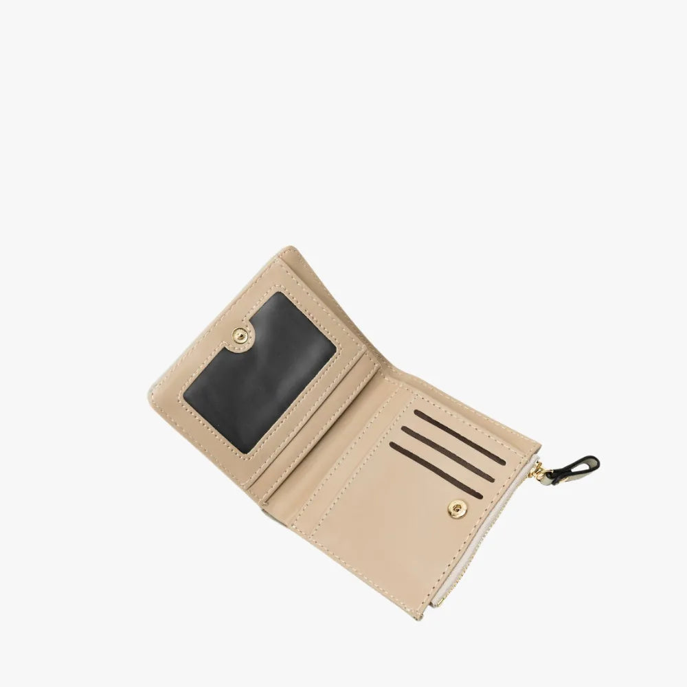 Renah | Embroidered Wallet