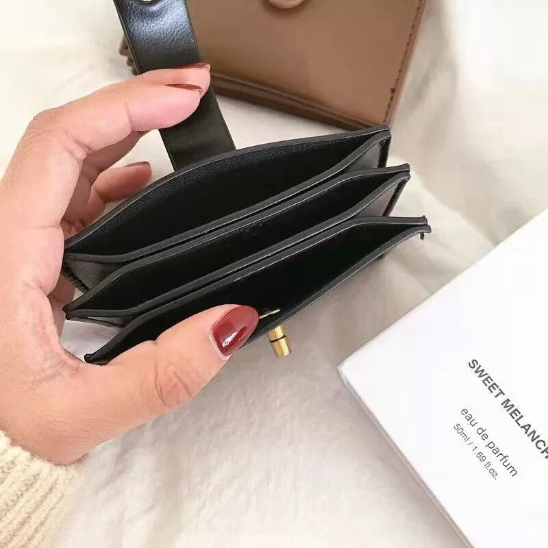 Avoa | Wallet